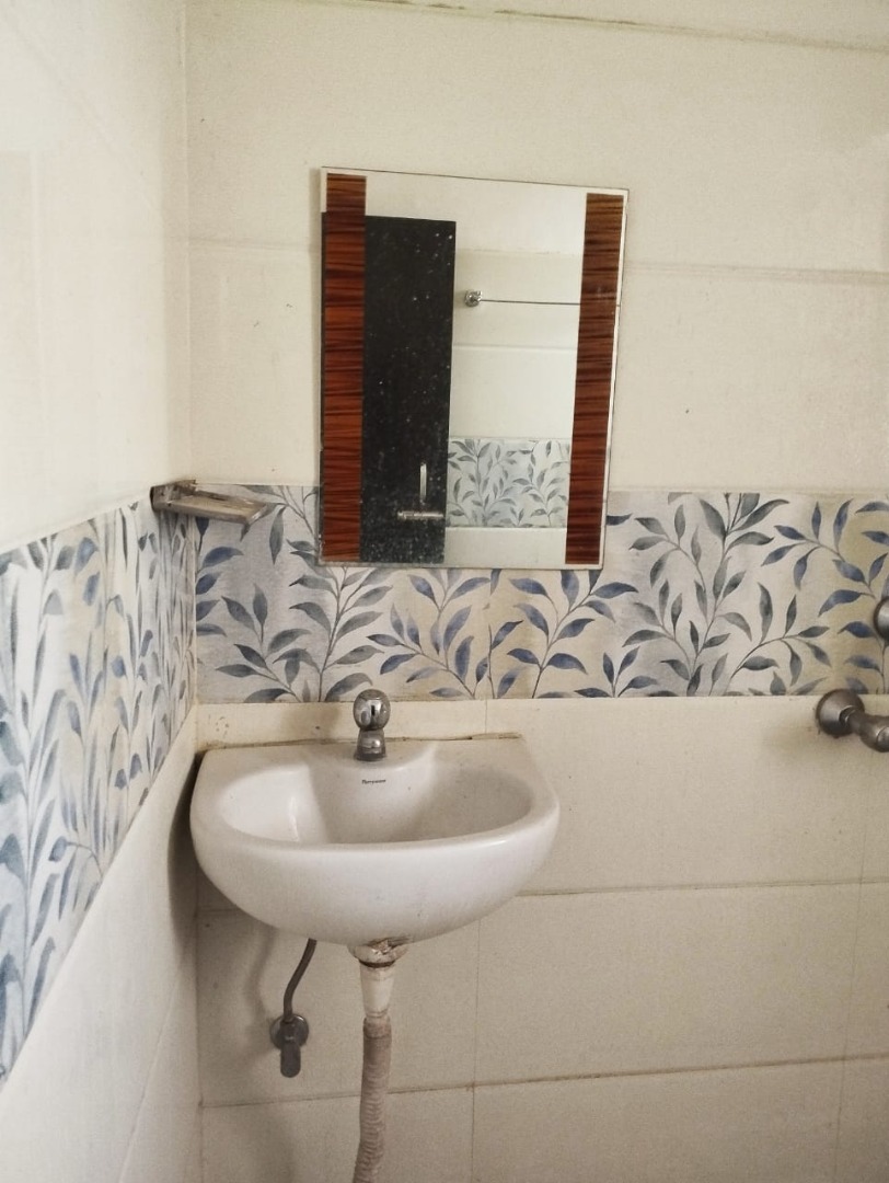 Unfurnished 3bhk in Shiv Mandir, Tripura Road, Jaya Nagar, Beltola, Guwahati, Assam, India for Rent